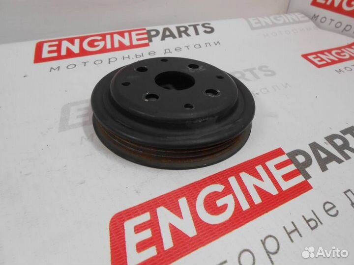 Шкив водяного насоса (помпы) Nissan Bluebird Sylp