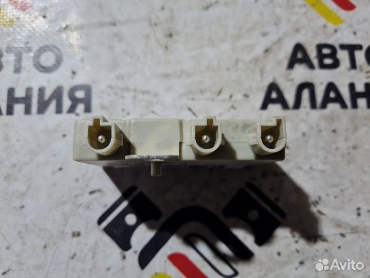 Заграждающий контур Bmw E65 N62 2002