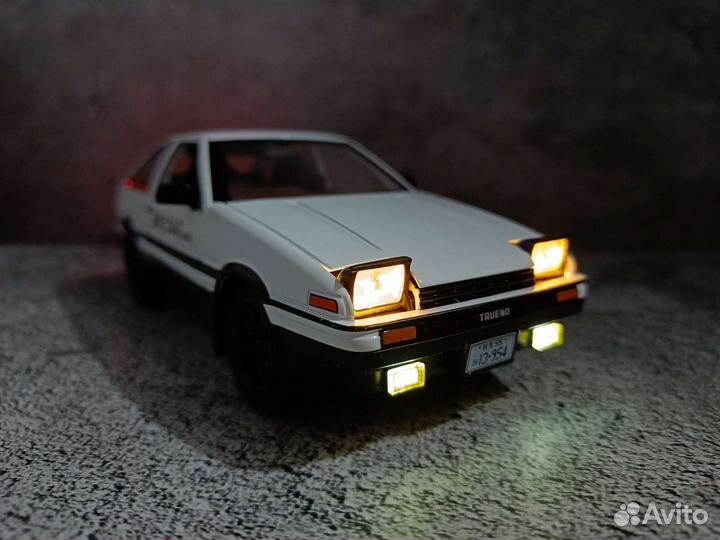 Модель Автомобиля Toyota Trueno Apex (AE86)