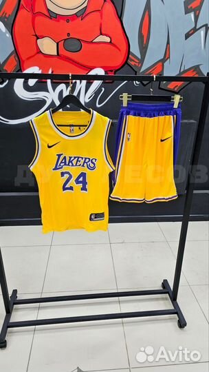 Баскетбольная форма Nike Lakers