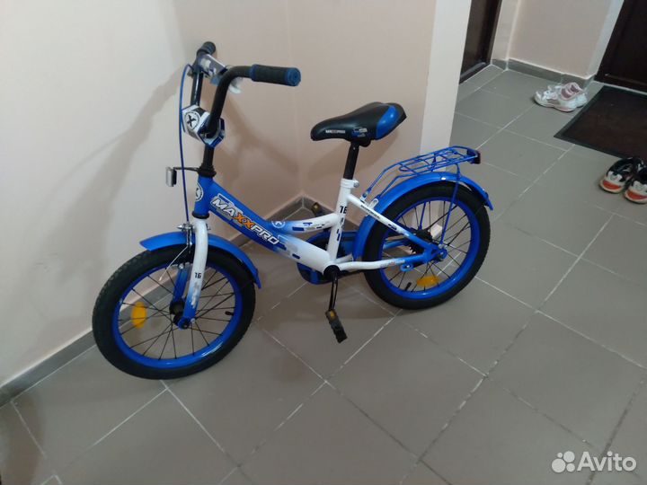 Детский велосипед MaxxPro 16