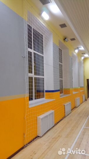 Сетка в спорзал заградительная