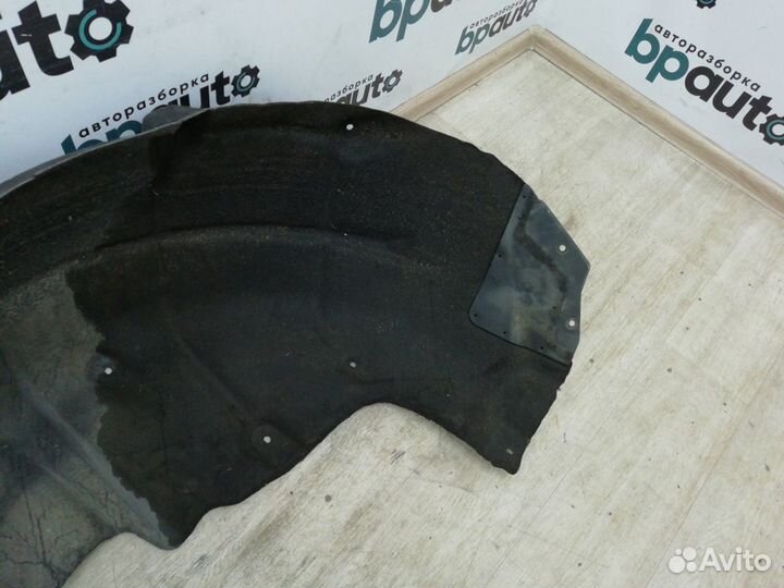 Подкрылок задний правый A2926903400 Mercedes-Benz