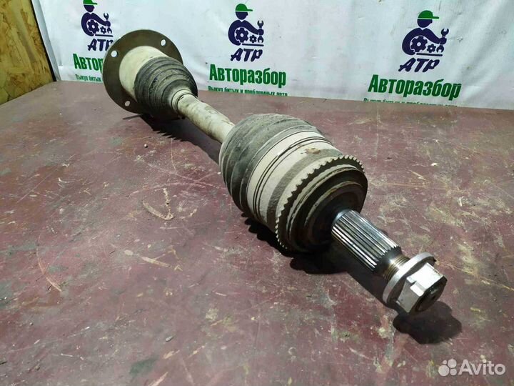 Привод передний правый Mitsubishi Pajero IV