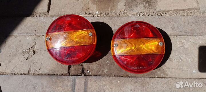 Задние фонари