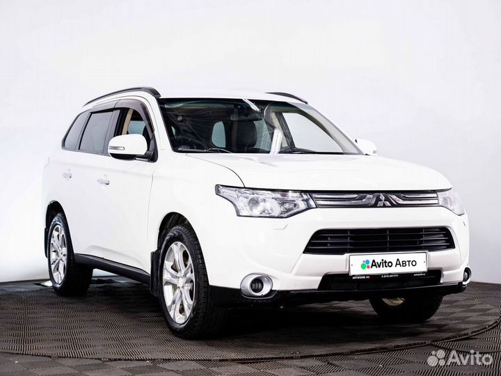 Mitsubishi Outlander 2.4 CVT, 2012, 246 070 км