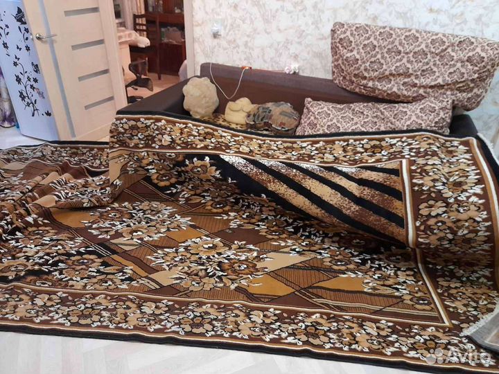 Ковёр 4,6 на 1,9м