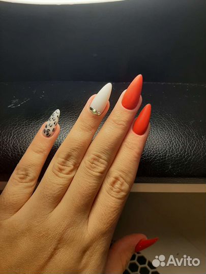 Наращивание ногтей