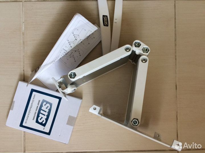 Крепление на стену для монитора или телевизора