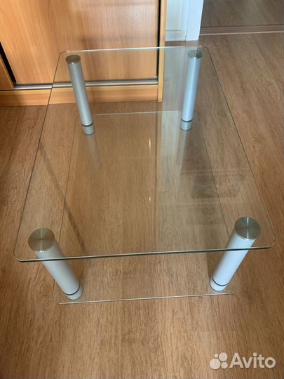 Стеклянная тумба