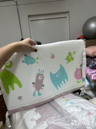 Бортики на кроватку