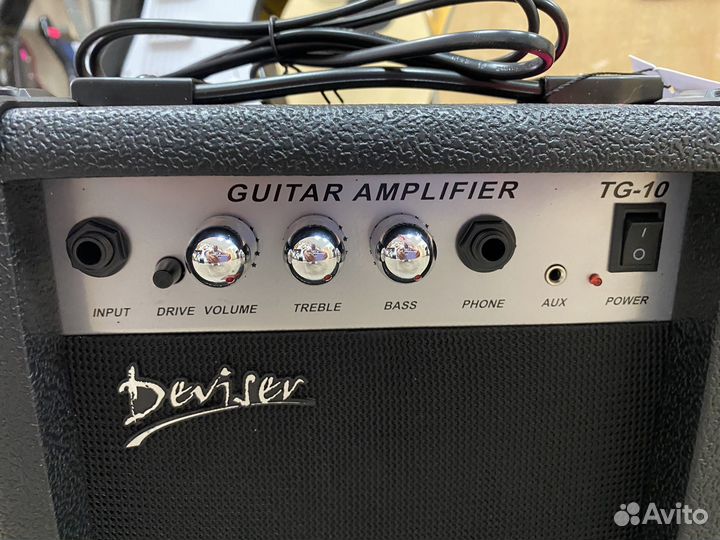 Комбоусилитель новый 10 вт