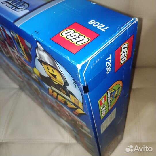 Lego 7208 Fire Station. Пожарная станция. 2010 год