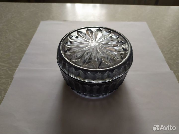 Маслёнка. Цветное стекло. СССР