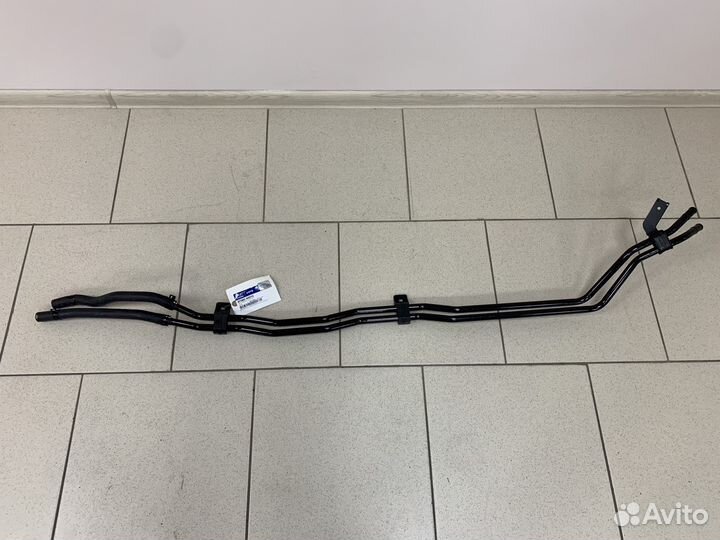 Трубка системы охлаждения сред.Hyundai Gr Starex