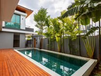 Дом 425 м² на участке 392 м² (Таиланд)