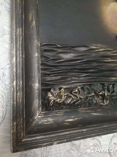 Картина кожаная