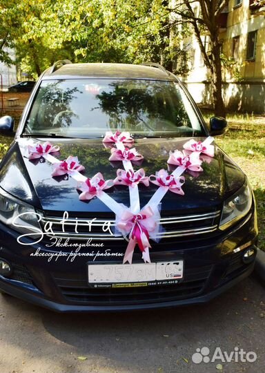 Свадебные украшения на машину