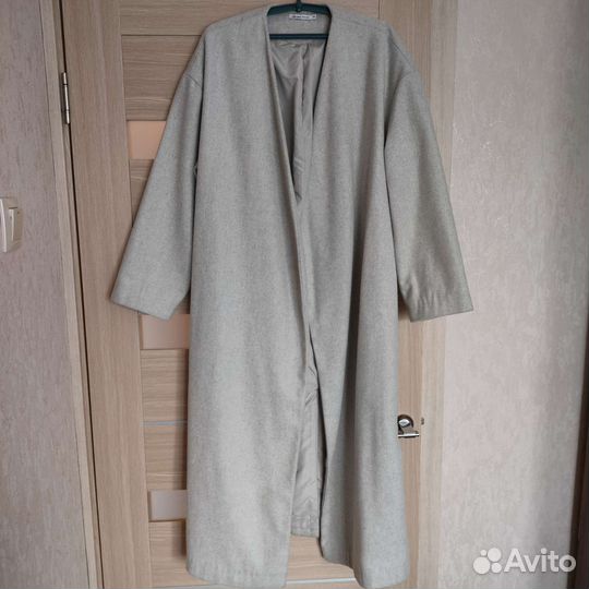 Пальто женское 52 размер