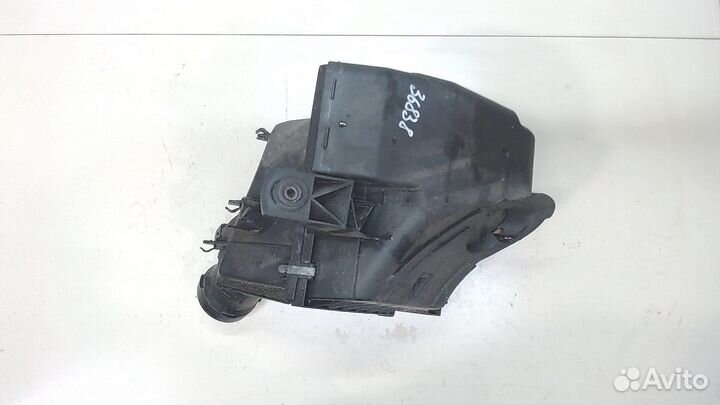 Корпус воздушного фильтра Audi A4 (B5), 2000