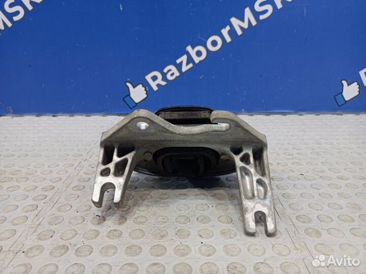 Опора двигателя левая Renault Arkana 2019