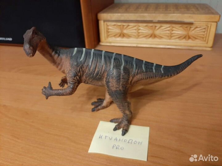 Динозавры, коллеционные фигурки