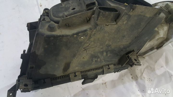 Фара правая ксенон audi a8 d2 рестайлинг оригинал