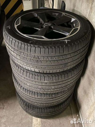 Pirelli Scorpion Verde All Season 275/45 R21 110Y