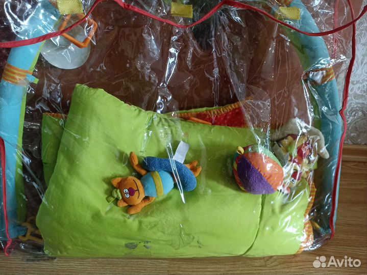 Развивающий коврик