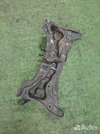 Балка под Двигатель двс toyota vitz KSP130 1KR-FE