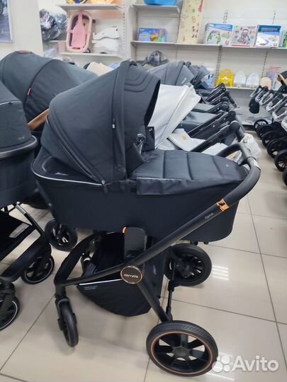 Коляска каррелло