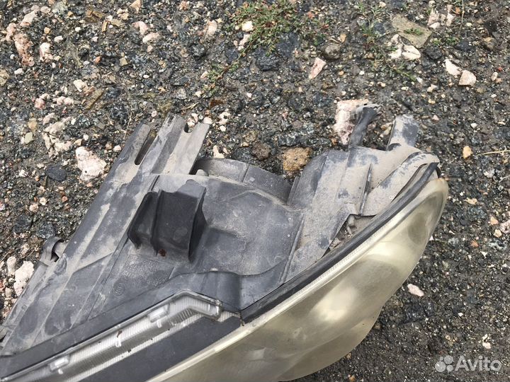 Nissan stagea m35 передние фары и задний правый