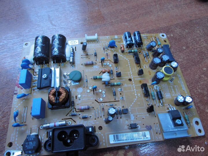 Телевизоры на запчасти