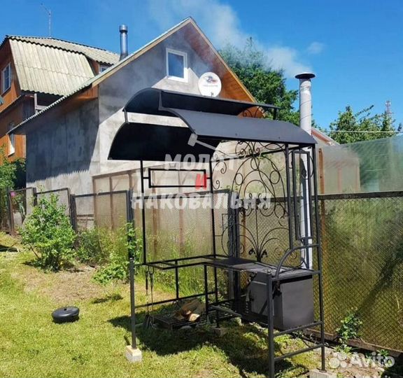 Беседка с мангалом