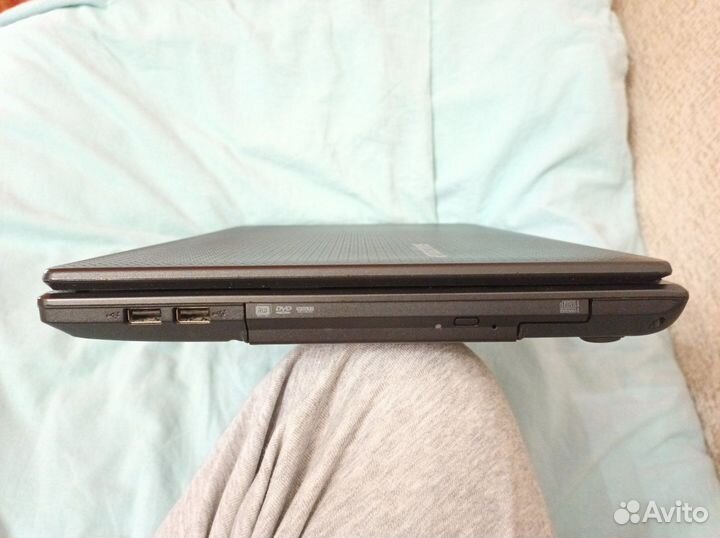 Ноутбук emachines (acer) D528