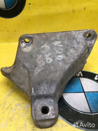 Кронштейн двигателя правый Bmw 328I F30 N20 2.8I