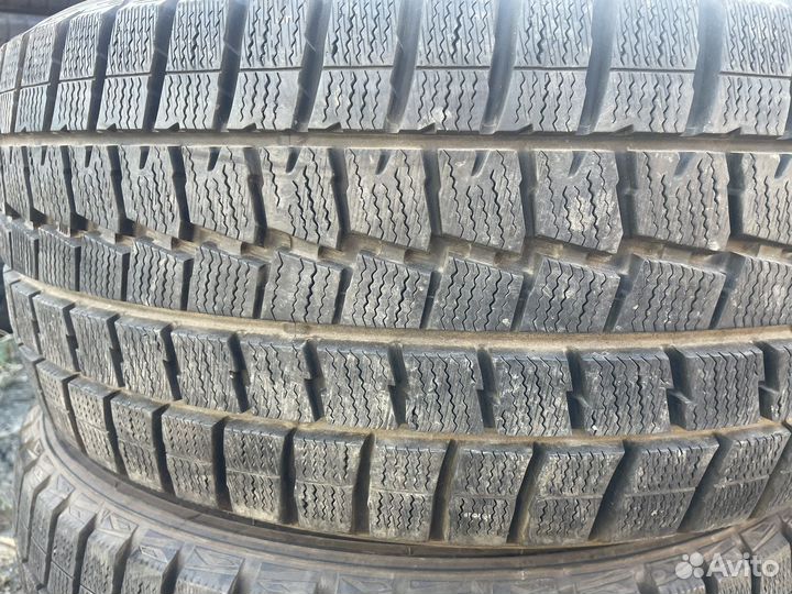 Dunlop Winter Maxx WM01 235/45 R17