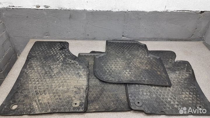 Комплект оригинальных ковриков Volkswagen Jetta 6