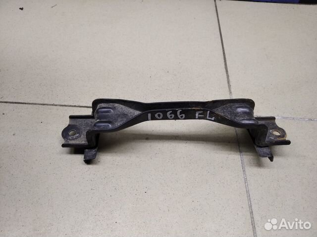 Крепление аккумулятора Hi Lux 2015