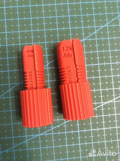 Приспособление для формирования бумажных контейнер