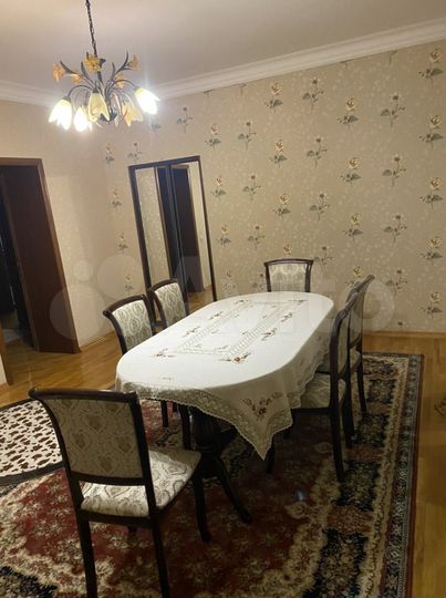 Дом 270 м² на участке 6,4 сот.