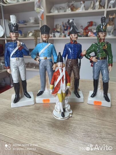 Фарфоровые статуэтки лфз и другие заводы