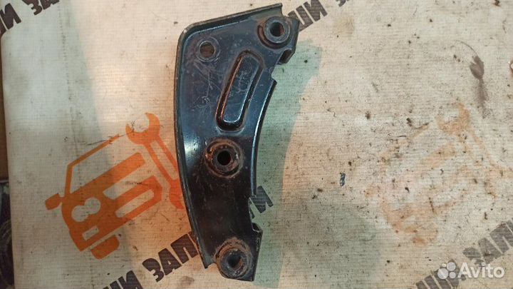 Кронштейн кпп Daewoo Gentra