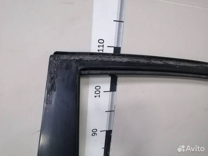 Дверь задняя левая Toyota Avensis