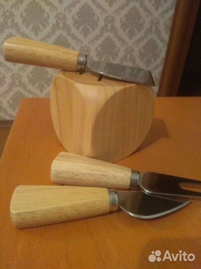 Набор ножей для резки сыра