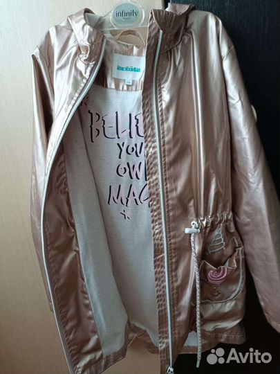 Ветровка для девочки