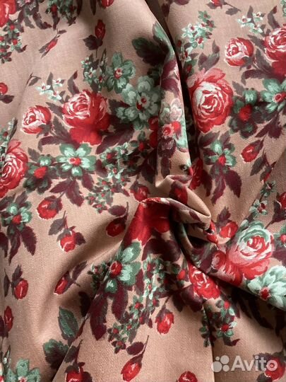 Сатин винтажный, 70е, ткань СССР, красные розы