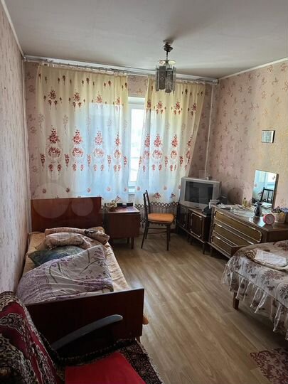 2-к. квартира, 54 м², 1/9 эт.