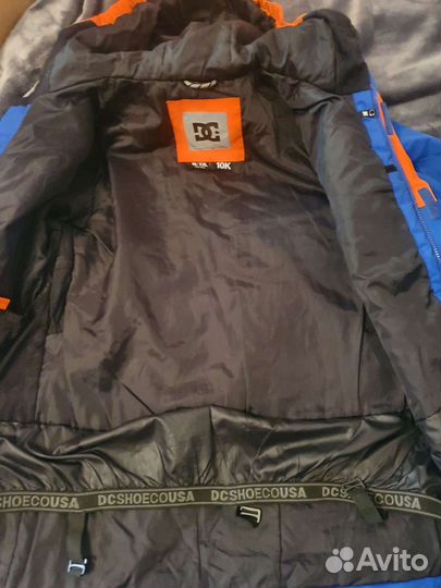 Горнолыжный комбинезон, шлем и очки Quiksilver