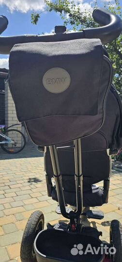 Трехколесный велосипед BMW